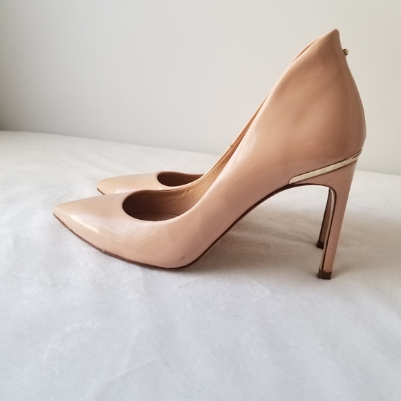 Ted Baker Shoes | Ted Baker Women's Savioz Nude Pointed Toe Heels Size EU 40 | Color: Cream/Pink | Size: 40eu | Sweetvalscloset's Closet